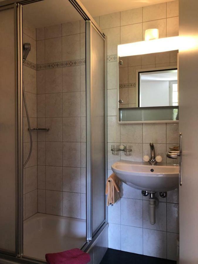 Hotel Krone Budget Ленк Екстер'єр фото